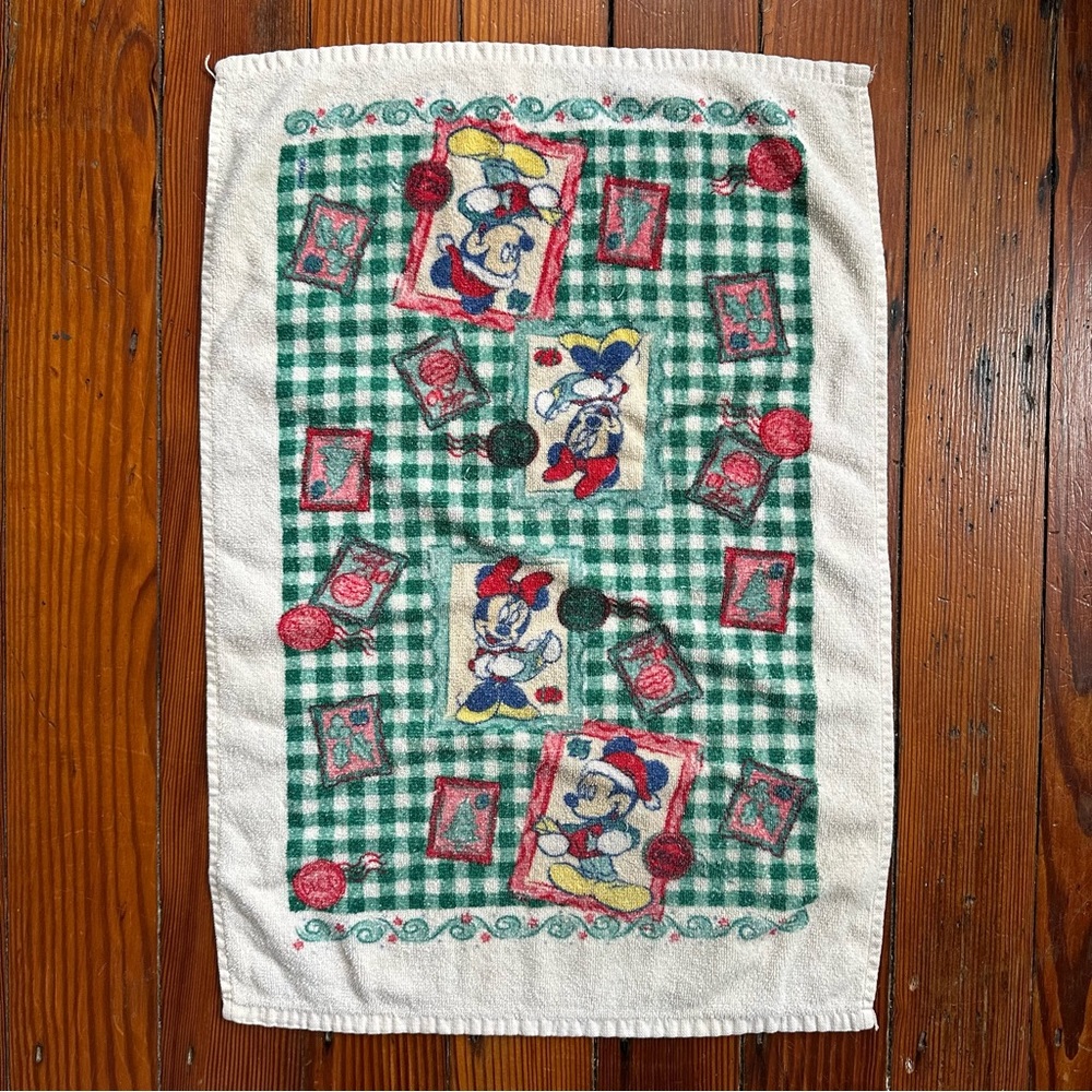 Vintage Disney Mickey & Minnie Christmas kitchen hand tea towel